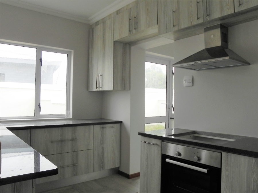 To Let 3 Bedroom Property for Rent in Fountains Estate Eastern Cape